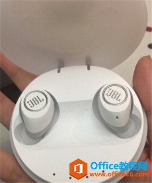 <b>JBL FREE耳机怎么开机和关机</b>