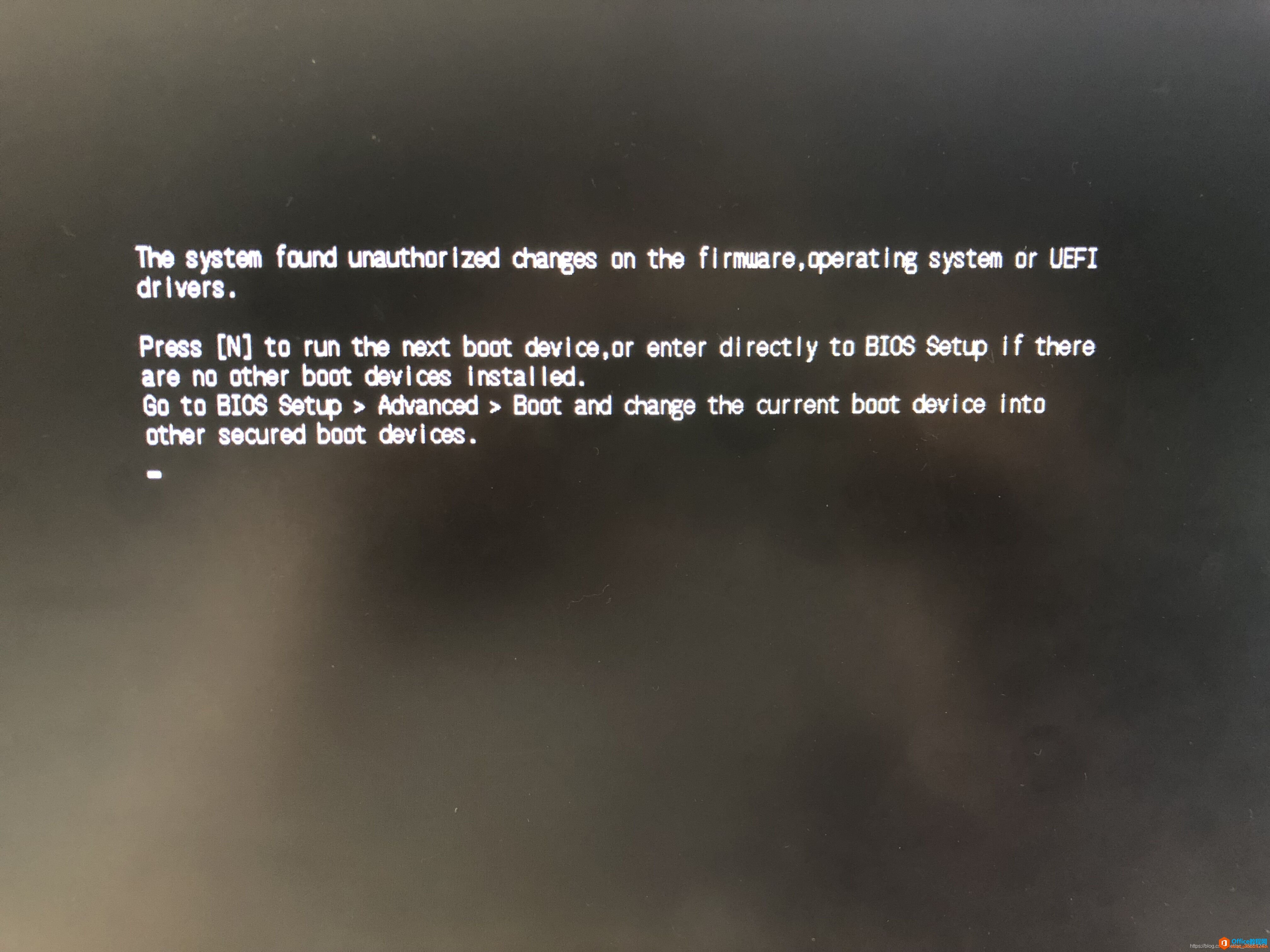 <b>windows启动时出现：THE SYSTEM FOUND UNAUTHORIZED CHANGES ON THE FIRMWARE,OPERATIONG SYSTEM OR UEFI DRIVERS</b>